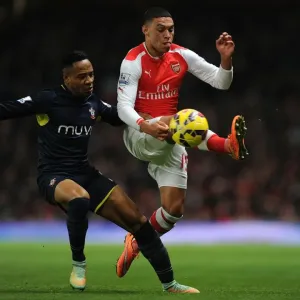 Clash at Emirates: Oxlade-Chamberlain vs. Clyne, Arsenal vs. Southampton, Premier League 2014-15