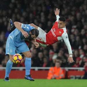 Clash at Emirates: Sanchez vs Pieters, Arsenal vs Stoke City, Premier League 2016-17