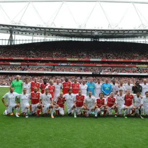Clash of Football Legends: Arsenal vs. Milan at Emirates Stadium