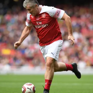 A Clash of Football Legends: Davor Sukur Shines for Arsenal Against Real Madrid (2018-19)