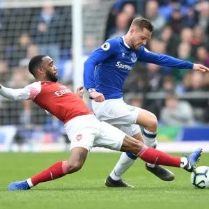 Clash at Goodison Park: Lacazette vs. Sigurdsson in Premier League Showdown Clash at Goodison Park: Lacazette vs. Sigurdsson in Premier League Showdown