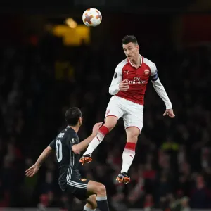 Clash of Heads: Koscielny vs. Dzagoev - Arsenal's Europa League Battle (Arsenal v CSKA Moscow 2017-18)