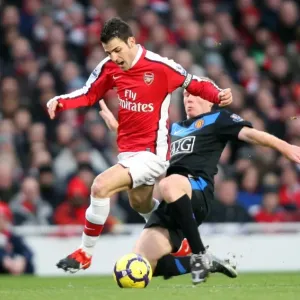 Print of Cesc Fabregas vs Paul Scholes in Arsenal's 3-1 defeat Print of Cesc Fabregas vs Paul Scholes in Arsenal's 3-1 defeat