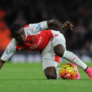 Clash of the London Giants: Arsenal vs. Tottenham in the Premier League (2015-16) Clash of the London Giants: Arsenal vs. Tottenham in the Premier League (2015-16)