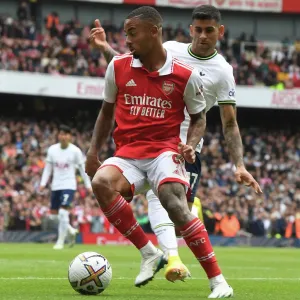 Clash of the London Giants: Arsenal vs. Tottenham - Battle for Supremacy (2022-23)