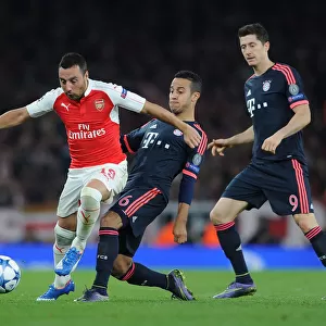 Clash of Midfield Maestros: Cazorla vs. Thiago (Arsenal vs. Bayern Munich, UEFA Champions League, 2015)