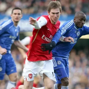 Clash of Midfield Maestros: Hleb vs. Makelele in a Pivotal 2:1 Chelsea Victory over Arsenal, Barclays Premier League, Stamford Bridge, 2008