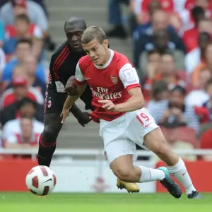 Clash of Midfield Maestros: Jack Wilshere (Arsenal) vs. Clarence Seedorf (AC Milan) - Emirates Cup, 2010 Clash of Midfield Maestros: Jack Wilshere (Arsenal) vs. Clarence Seedorf (AC Milan) - Emirates Cup, 2010