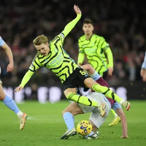 Clash of Midfield Titans: Martin Odegaard vs. John McGinn - Aston Villa vs. Arsenal, Premier League 2023-24 Clash of Midfield Titans: Martin Odegaard vs. John McGinn - Aston Villa vs. Arsenal, Premier League 2023-24