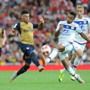 Clash of Midfielders: Oxlade-Chamberlain vs. Tolisso - Arsenal vs. Lyon, Emirates Cup 2015
