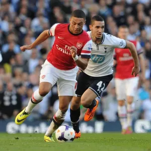 Clash of Midfielders: Oxlade-Chamberlain vs. Bentaleb (Tottenham vs. Arsenal, 2013-14) Clash of Midfielders: Oxlade-Chamberlain vs. Bentaleb (Tottenham vs. Arsenal, 2013-14)