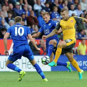 Clash of Midfielders: Wilshere vs. Albrighton & King (Premier League 2016-17) Clash of Midfielders: Wilshere vs. Albrighton & King (Premier League 2016-17)