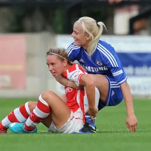 Clash on the Pitch: Nobbs vs. Chapman in Intense WSL Rivalry
