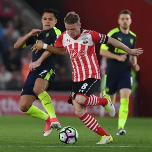 Clash at St. Mary's: Alexis Sanchez vs. Steven Davis in Premier League Showdown
