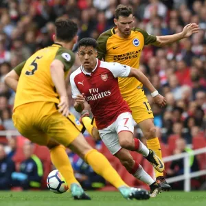 Clash of Stars: Sanchez vs. Gross - Arsenal's Battle Against Brighton Clash of Stars: Sanchez vs. Gross - Arsenal's Battle Against Brighton