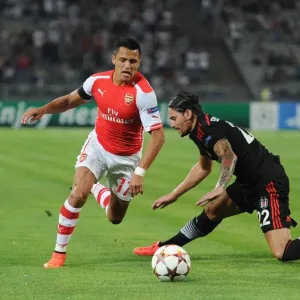 Clash of Stars: Sanchez vs. Gulum in Arsenal's UEFA Champions League Battle against Besiktas Clash of Stars: Sanchez vs. Gulum in Arsenal's UEFA Champions League Battle against Besiktas