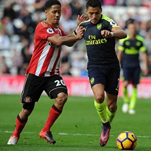 Clash of Stars: Sanchez vs. Pienaar in Sunderland v Arsenal, Premier League 2016-17