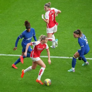 Clash of Titans: Arsenal vs. Chelsea - A Football Rivalry Unfolds in the Barclays Women's Super League