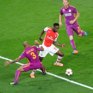 Clash of Titans: Danny Welbeck vs. Felipe Melo and Semih Kaya in Intense Arsenal vs. Galatasaray Champions League Showdown Clash of Titans: Danny Welbeck vs. Felipe Melo and Semih Kaya in Intense Arsenal vs. Galatasaray Champions League Showdown