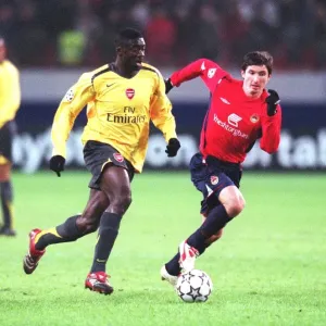 Clash of Titans: Kolo Toure vs. Evgeni Aldonin - Arsenal vs. CSKA Moscow, UEFA Champions League, 2006 Clash of Titans: Kolo Toure vs. Evgeni Aldonin - Arsenal vs. CSKA Moscow, UEFA Champions League, 2006