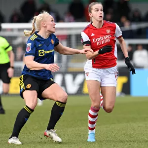 Clash of Titans: Miedema vs. Thorisdottir - Arsenal Women vs Manchester United Women in FA WSL: A Battle of Football Giants
