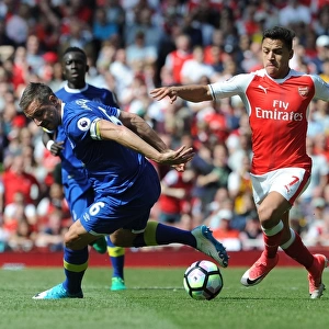 Clash of Titans: Sanchez vs Jagielka - A Wit and Skill Battle: Arsenal's Sanchez vs Everton's Jagielka, Premier League 2016-17