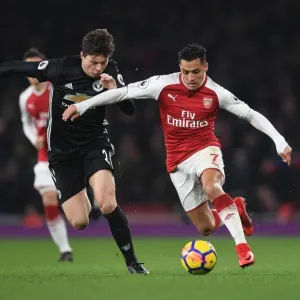 Clash of Titans: Sanchez vs. Lindelof - Arsenal vs. Manchester United, Premier League 2017-18 Clash of Titans: Sanchez vs. Lindelof - Arsenal vs. Manchester United, Premier League 2017-18
