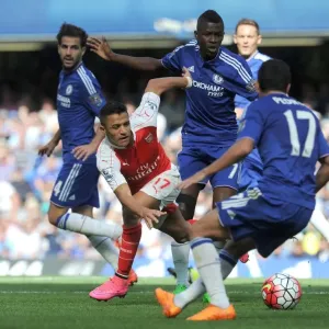 Clash of Titans: Sanchez vs. Ramires & Pedro - Chelsea vs. Arsenal, Premier League 2015-16: A Battle of Stars Clash of Titans: Sanchez vs. Ramires & Pedro - Chelsea vs. Arsenal, Premier League 2015-16: A Battle of Stars