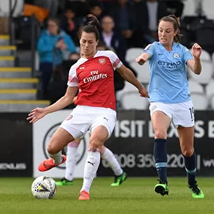 Clash of Titans: Schnaderbeck vs. Weir in Arsenal Women vs. Manchester City Women Showdown