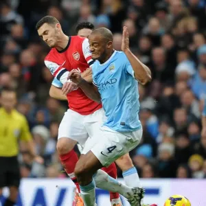 Clash of Titans: Vermaelen vs. Kompany - Manchester City vs. Arsenal, Premier League, 2013 Clash of Titans: Vermaelen vs. Kompany - Manchester City vs. Arsenal, Premier League, 2013