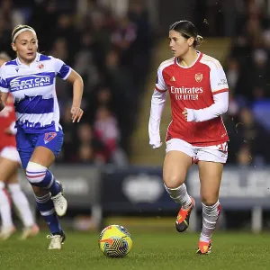 Conti Cup Showdown: Cooney-Cross vs Estcourt - Arsenal Women vs Reading Conti Cup Showdown: Cooney-Cross vs Estcourt - Arsenal Women vs Reading