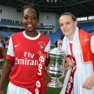 Danielle Carter and Lauren Bruton (Arsenal) with the FA Cup Trophy. Arsenal Ladies 2 Danielle Carter and Lauren Bruton (Arsenal) with the FA Cup Trophy. Arsenal Ladies 2