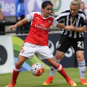 Danielle van de Donk (Arsenal Ladies) Laura Bassett (Notts County). Arsenal Ladies 2