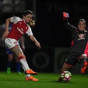 Danielle van de Donk Scores Stunning Goal Past Mary Earps in Arsenal Women's Win over Reading Danielle van de Donk Scores Stunning Goal Past Mary Earps in Arsenal Women's Win over Reading