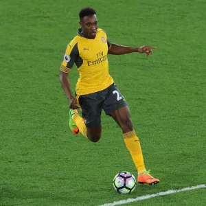 Danny Welbeck in Action: Arsenal vs. Crystal Palace, Premier League 2016-17