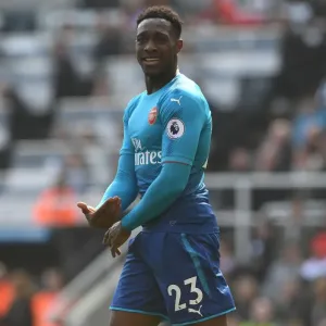 Danny Welbeck in Action: Arsenal vs. Newcastle United, Premier League 2017-18