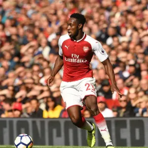 Danny Welbeck in Action: Arsenal vs AFC Bournemouth, Premier League 2017-18