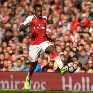 Danny Welbeck in Action: Arsenal vs AFC Bournemouth, Premier League 2017-18