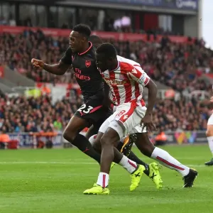 Danny Welbeck (Arsenal) Mame Diouf (Stoke). Stoke City 1: 0 Arsenal. Premier League