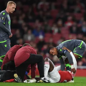 Danny Welbeck Consoled by Nani Amid Injury: Arsenal vs. Sporting CP, UEFA Europa League 2018-19 Danny Welbeck Consoled by Nani Amid Injury: Arsenal vs. Sporting CP, UEFA Europa League 2018-19