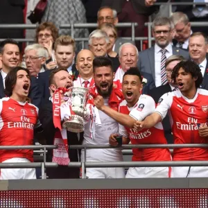 Danny Welbeck, Hector Bellerin, Shkodran Mustafi, Olivier Giroud, Francis Coquelin Danny Welbeck, Hector Bellerin, Shkodran Mustafi, Olivier Giroud, Francis Coquelin