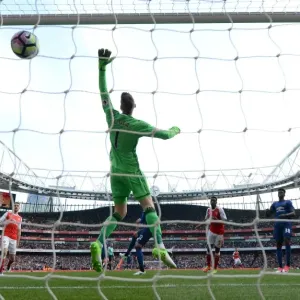 Danny Welbeck Scores the Second Goal: Arsenal vs. Manchester United, Premier League 2016-17 Danny Welbeck Scores the Second Goal: Arsenal vs. Manchester United, Premier League 2016-17