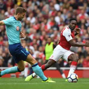 Danny Welbeck Scores His Second Goal: Arsenal's 3rd Against Bournemouth in 2017-18 Premier League
