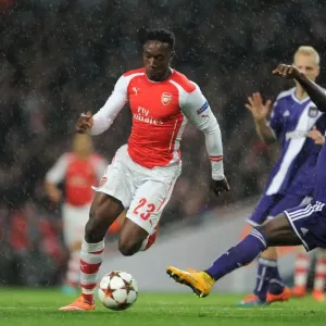 Danny Welbeck vs. Andy Kawaya: Arsenal FC vs. RSC Anderlecht, UEFA Champions League, 2014 Danny Welbeck vs. Andy Kawaya: Arsenal FC vs. RSC Anderlecht, UEFA Champions League, 2014