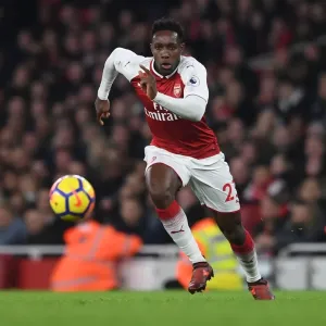 Danny Welbeck's Thrilling Performance: Arsenal vs Liverpool 3-3 Premier League Stalemate at Emirates Stadium (December 2017)
