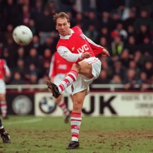 David Platt in Action for Arsenal Football Club