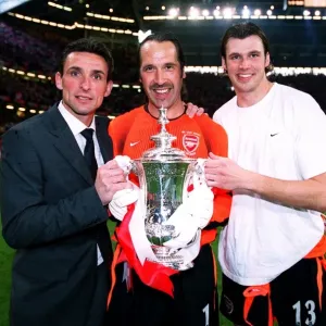 David Seaman, Guillaume Warmuz and Stuart Taylor (Arsenal) with the FA Cup Trophy David Seaman, Guillaume Warmuz and Stuart Taylor (Arsenal) with the FA Cup Trophy