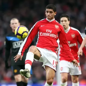Denilson (Arsenal). Arsenal 1: 3 Manchester United. Barclays Premier League Denilson (Arsenal). Arsenal 1: 3 Manchester United. Barclays Premier League