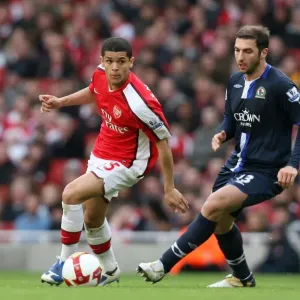Denilson (Arsenal) Zurab Khizanishivili (Blackburn) Denilson (Arsenal) Zurab Khizanishivili (Blackburn)