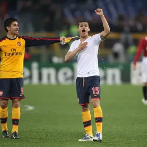 Denilson & Eduardo (Arsenal) celebrate after the match